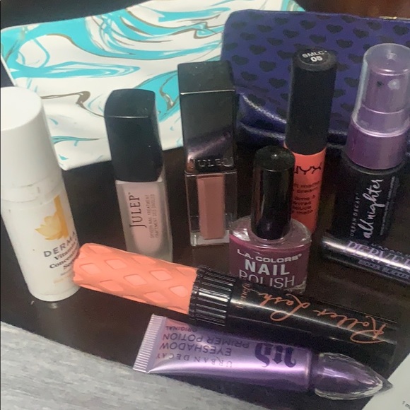Makeup bundle! - Picture 2 of 3